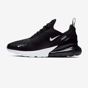 Men’s Nike Air Max 270. Size 9.